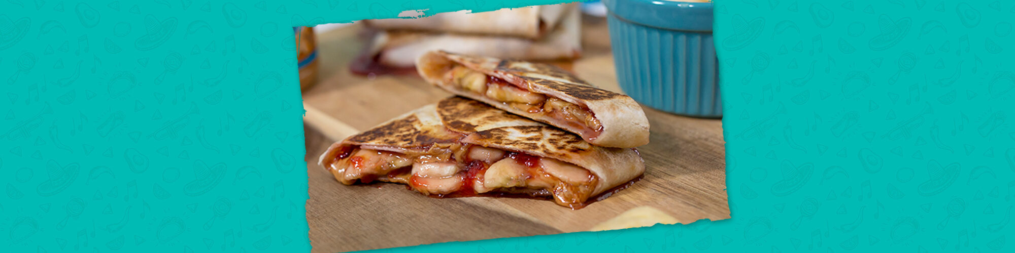 Salsas peanut butter and jelly with bananas sandwich