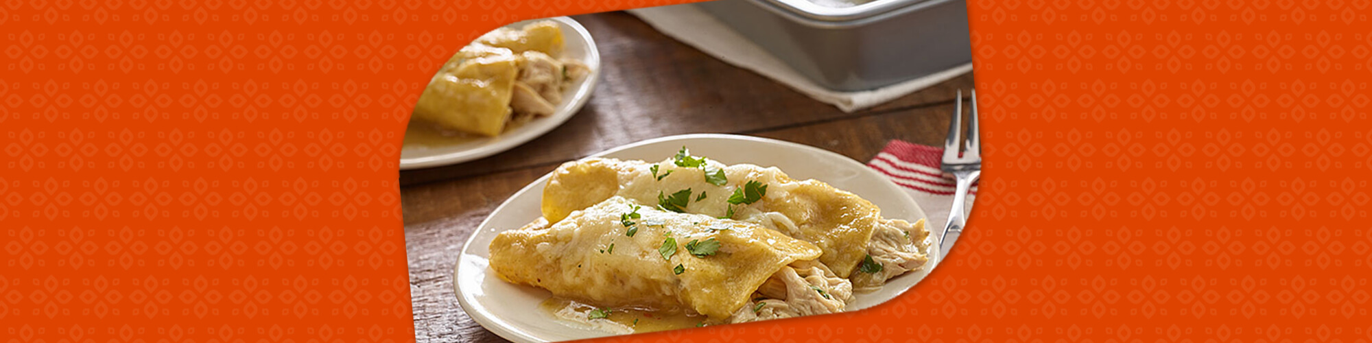 Green Chile Chicken Enchiladas Recipe LA VICTORIA® Brand